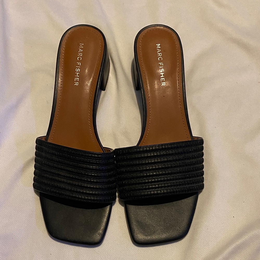 Marc Fisher Black Ribbed Slide Mules